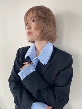 トレンチ(TRENCH) アクセントボブ×ハイトーン　　TRENCH