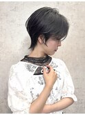 くびれショートウルフ