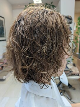 グラムゼロ かわいいミディアムパーマスタイル