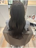 オリーブベージュ