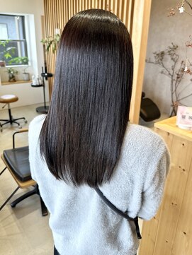 ドット(dot.) 髪質改善ストレート