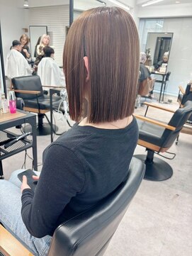 ネオリーブ クーロ(Neolive curro) 小顔タッセルボブ×似合わせカット[ボブ/縮毛矯正/横浜韓国]