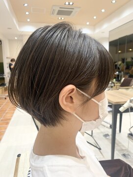 ヘア スパ ビューティー エールフォルム(HAIR SPA BEAUTY YELLFORME) 耳掛けショート