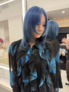 テイス 新宿(TACE) ブルーカラー [美髪/ホワイトブロンド/イメチェン/新宿]