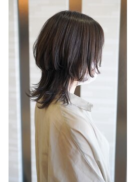 ムゥフ ヘアーアンドアイラッシュ(mouf hair&eyelash) 「オリーブアッシュ×エアリーウルフミディ」