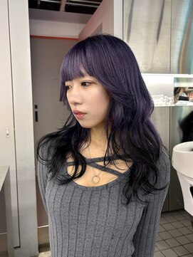 レコ 渋谷(LECO) パープル×エンドブラックのデザインカラー