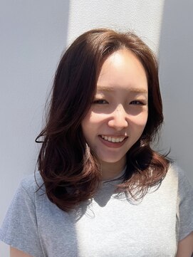 フォークロア 本店(Folk Lore) 重たいボブもミルクティベージュで柔らかく