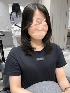 ユーフォリア 新宿通り(Euphoria) 透明感抜群オリーブグレージュ/レイヤーカット