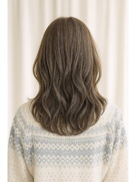 ストーリー バイ ジュエル 関内駅前店(Story by JEWEL) ナチュラルウェーブミディ