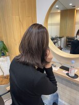 ニール(Neale.)&nbsp;レイヤーカット11.29ココアベージュ