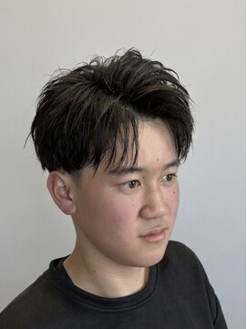 シロ 鯖江店(shiro) フェザーショート