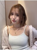 くびレイヤーボブルフネビージュ小顔ワンレンこなれミディ