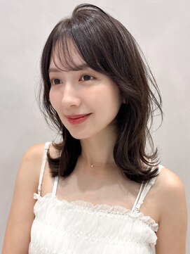 アグノス 青山(Agnos) 薄めバング20代30代40代◎うるツヤくびれヘア美髪大人可愛い