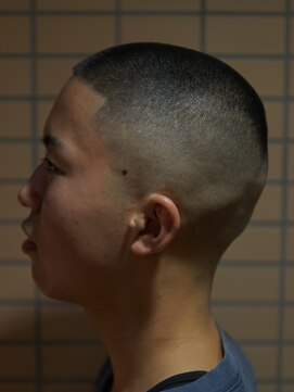 ザチョップショップ キチジョウジ(THE CHOP SHOP KICHIJOJI) 坊主バズカットスキンフェードカットシェービング吉祥寺理容室