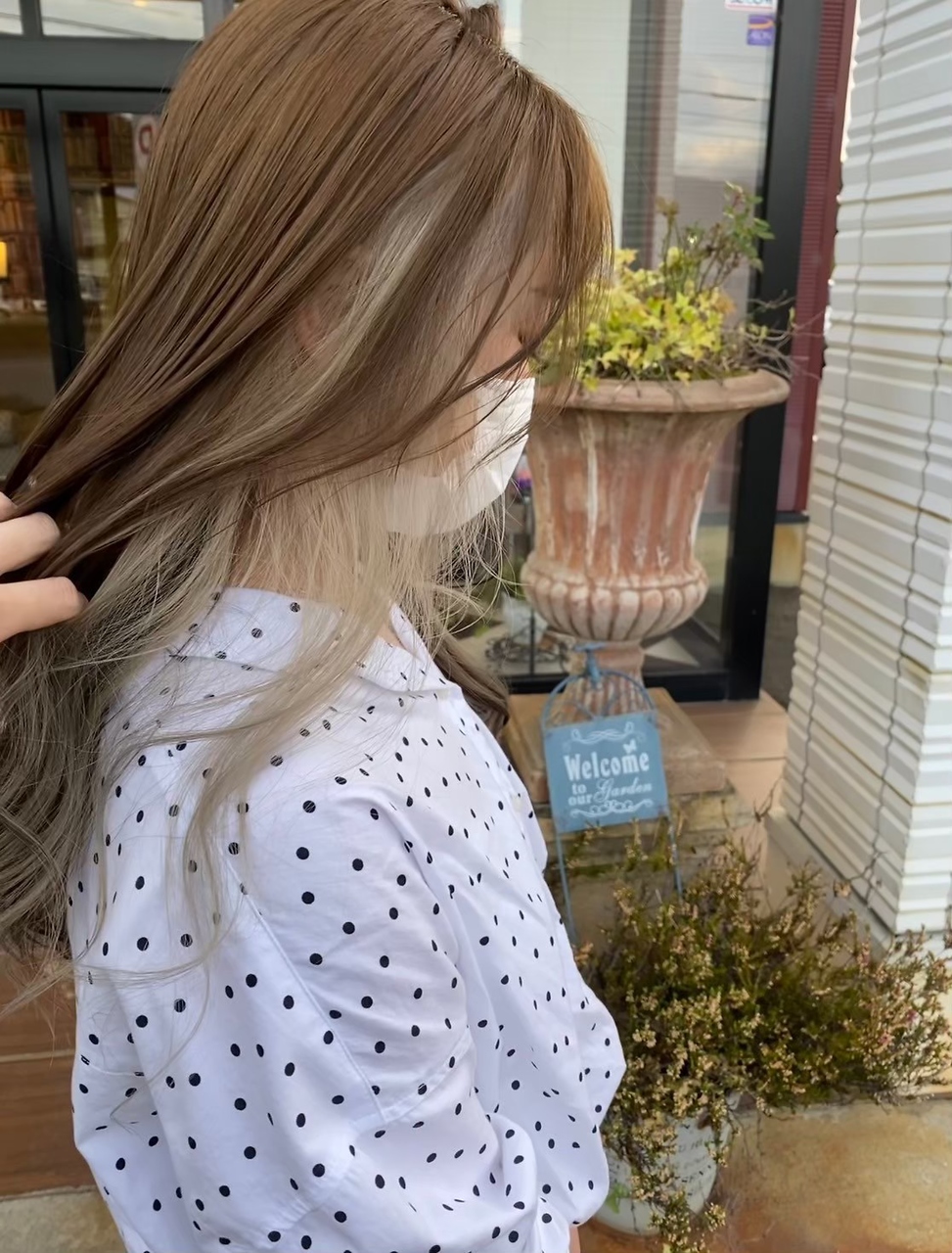 アース 会津若松店(HAIR&MAKE EARTH)&nbsp;シアーベージュ×インナーホワイトグラデーション