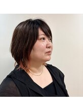 美容室 賀流。 向井 千佳