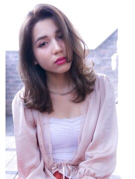 エイミー(Aimee) Aimee 大人っぽ×ミディアム