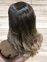 アクアヴィタエ(Aqua vitae)&nbsp;10代、20代グラデーションゆるふわスタイル