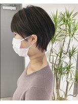 フレームプラス 御堂筋難波店(FRAME +)&nbsp;タイトな耳かけショート♪