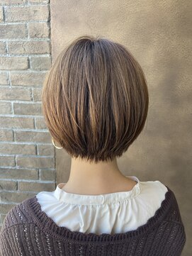 ジャンナ(Janna) ショートボブ