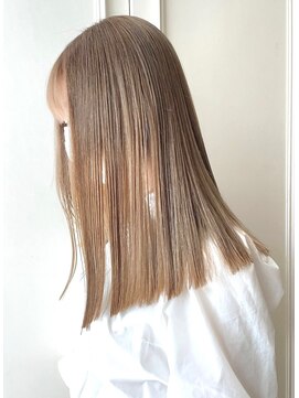 アルテ(ARTE) 【ARTE表参道/青山】大人可愛いヘルシーレイヤー×透明感カラー