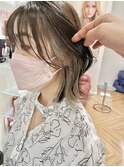 インナーカラーミルクベージュイヤリングカラーハイトーンカラー