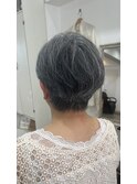 大人60代のナチュラルグレイカラー