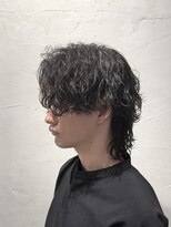 ガオプロデュースバイレボ(gao produced by revo)&nbsp;【曽我尾真生】波巻きパーマ/メンズパーマ/センターパートウルフ