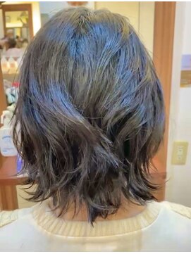エムスリーヘアー 西千葉店(Mlll HAIR) 20.30.40.50代にオススメ　大人ミディアムパーマ