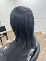 ヤイ(Yhai)&nbsp;ブルーブラックカラー