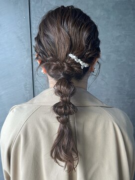 ガーデンヨコハマ(GARDEN YOKOHAMA) 編みおろしアレンジヘアセットお呼ばれアレンジ