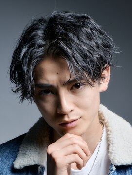 インフィニス 恵比寿(Infinis) ツイストスパイラルセンターパートツイストパーマ