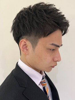 スワッグバーバースタジオ(SWAG BARBER STUDIO)の写真/【加古川/メンズサロン】仕事終わりでも行きやすい。朝のセットを簡単に。をご提案。清潔感、好印象。