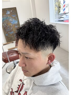 サロンドクオリア(Salon de Qualia) フェードスタイル/ツイストパーマ/メンズパーマ