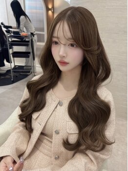 ヴェイナゴヤ(VEYY. nagoya)の写真/《半個室×落ち着いた内装》のVEYY. nagoyaで、理想の韓国ヘアに…♪大人女性に合う理想のヘアスタイル＊