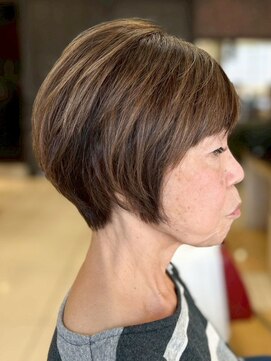ヘアークリアー 春日部 ミセス 首元すっきり丸みショートスタイル 美シルエット