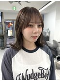 大人っぽくを目指したい馴染み抜群ナチュラルベージュ似合わせ