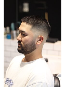 キングスマントーキョー 府中店(KINGSMAN TOKYO) アップバング / ツーブロック / スキンフェード 【府中】