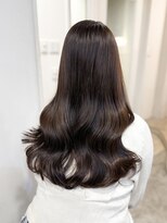 レア 表参道(L'ea)&nbsp;・大人ガーリーダークアッシュ似合わせカットミディアムレイヤー