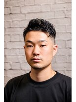 グレイスフルバーバー 新宿パークタワー店&nbsp;新宿30.40代大人メンズに◎ハイフェードパーマスタイル