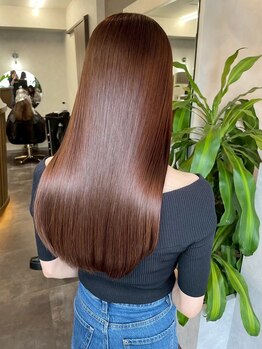 スリー バイ ベルベット 博多(THREE... by velvet)の写真/ダメージの悩みを解決！髪質改善×ダブルカラーで透明感を出しつつ、触れたくなるような柔らかな質感へ♪