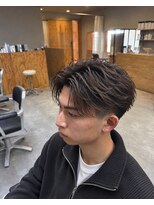 ノーマ(no-ma)&nbsp;【センターパート】直毛・毛流れが出にくい方に