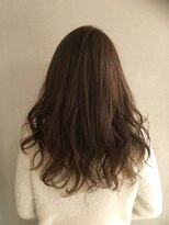 透明感☆ミルクティーアッシュベージュ 担当 伊原