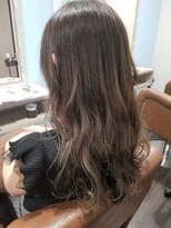 ルークス 中央林間(LOOOKS)&nbsp;ハイライトグラデーションとアッシュグレージュのロングヘア