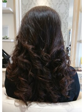 エメ(Aimer h-air) 巻き髪