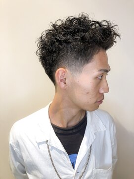 ロンドフルール 大宮東口(Lond fleur) 【林　飛夕也】パーマ×刈り上げショート☆