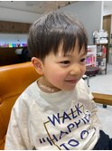 サイドグラデーションスリークショートシルバーカラーかき上げ