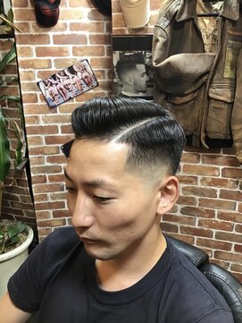 ヘアースタジオアルファ スキンフェードカット