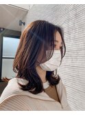 くびれミディアム　韓国　大人っぽ　巻き髪