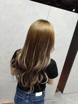 ニーナ ビューティーサロン(NINA Beauty Salon) バレイヤージュ風ハイライト